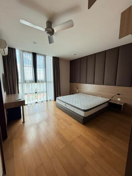 Kondominium untuk Dijual di Harrington Suites - Pheon Chen - Bedroom - PropertyGuru.com.my