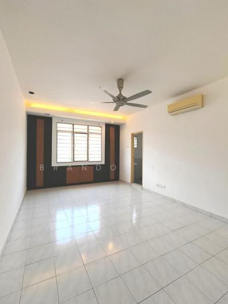 2.5-storey Terraced House for Sale in Taman Bukit Serdang (Seri Kembangan) - Brandon Yee - Interior - PropertyGuru.com.my