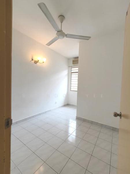 2.5-storey Terraced House for Sale in Taman Bukit Serdang (Seri Kembangan) - Brandon Yee - Interior - PropertyGuru.com.my