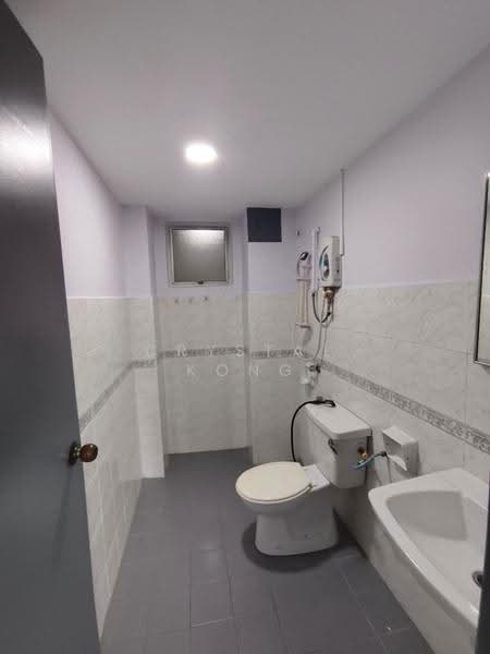 Apartment for Rent at Sri Wangi - Crystal Kong - Bathroom - PropertyGuru.com.my