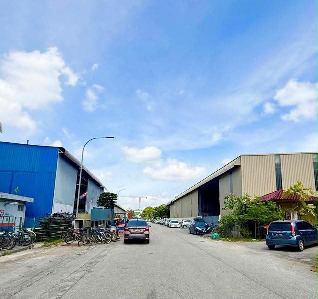 Factory for Rent in Taman Desa Cemerlang (Ulu Tiram) - Zephyr Khoo - PropertyGuru.com.my