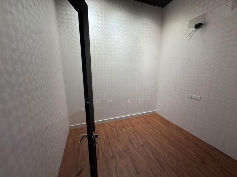 Pejabat untuk Disewa di Kampung Berembang (Ampang) - Loh KC - Interior - PropertyGuru.com.my