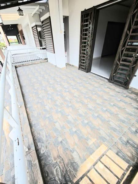 Rumah Teres 2.5-Tingkat untuk Dijual di Taman Meranti Jaya (Puchong) - Wendy Chin - Balcony - PropertyGuru.com.my
