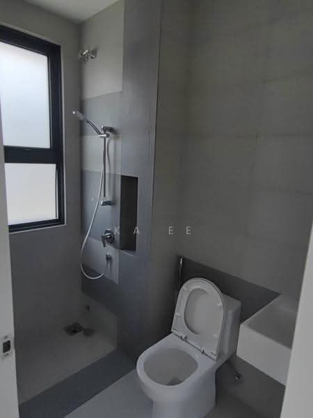 2-storey Terraced House for Sale in Sungai Buloh (Selangor) - Ka Ee - Bathroom - PropertyGuru.com.my