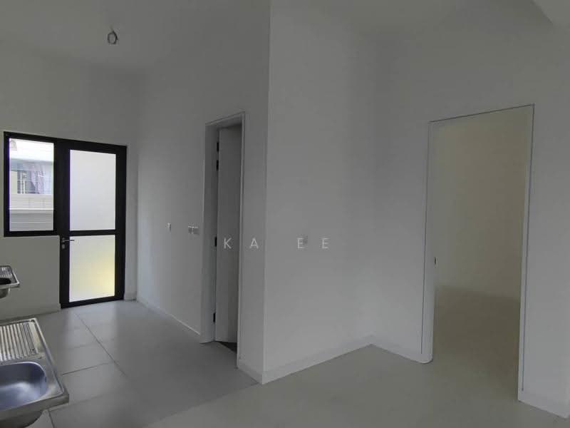 2-storey Terraced House for Sale in Sungai Buloh (Selangor) - Ka Ee - Interior - PropertyGuru.com.my