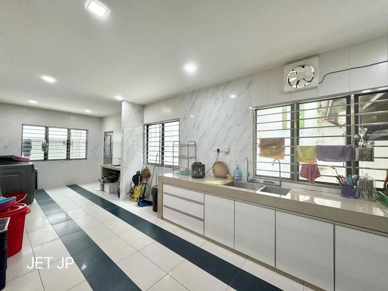 Semi-Detached House for Sale in Cheras (Selangor) - Joel Sia - Kitchen - PropertyGuru.com.my