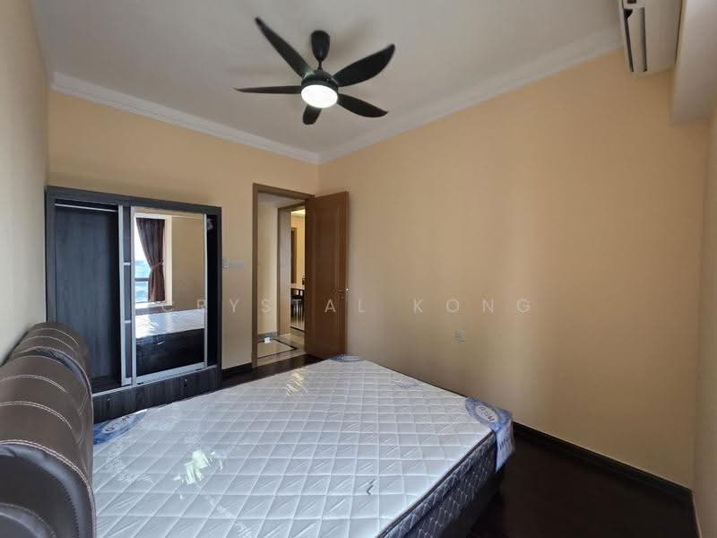 Pangsapuri untuk Dijual di R&F Princess Cove Phase 1 - Crystal Kong - Bedroom - PropertyGuru.com.my