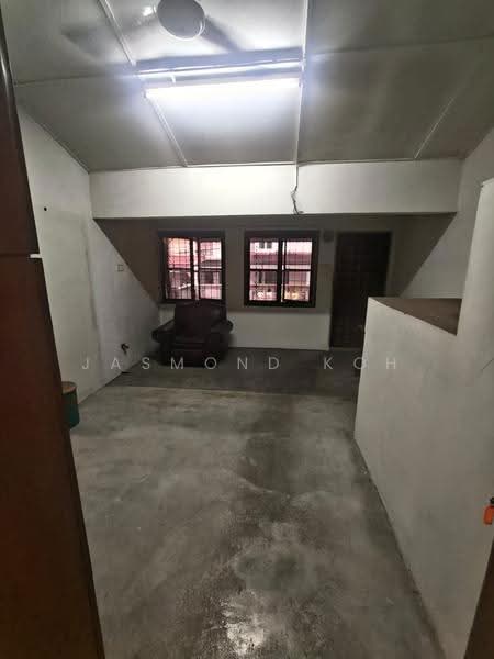 Rumah Teres 2-Tingkat untuk Dijual di Taman Bukit Tiram (Ulu Tiram) - Jasmond Koh - Living Room - PropertyGuru.com.my