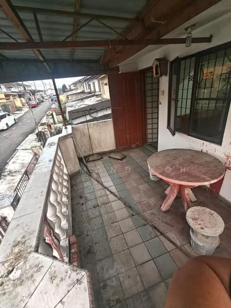 Rumah Teres 2-Tingkat untuk Dijual di Taman Bukit Tiram (Ulu Tiram) - Jasmond Koh - Balcony - PropertyGuru.com.my