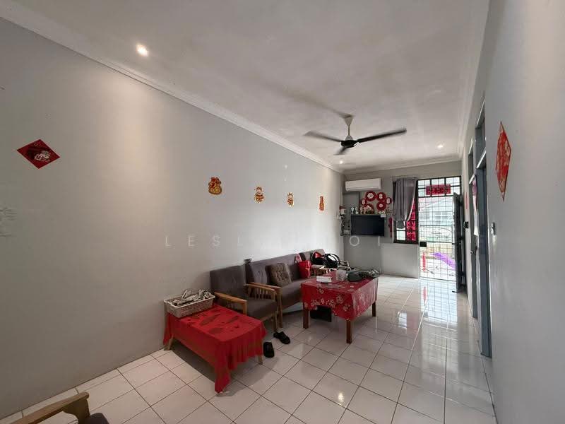 1-storey Terraced House for Sale in Matang (Kuching) - Leslie Loi - Living Room - PropertyGuru.com.my