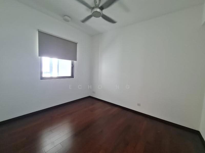 Condominium for Sale at The Breezeway - Echo Ng - Bedroom - PropertyGuru.com.my