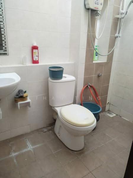2-storey Terraced House for Sale in Setia Impian (Setia Alam) - Ethan Ting - Bathroom - PropertyGuru.com.my