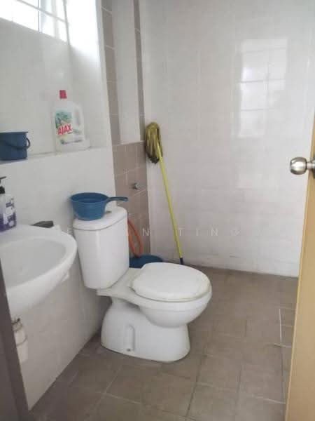 2-storey Terraced House for Sale in Setia Impian (Setia Alam) - Ethan Ting - Bathroom - PropertyGuru.com.my