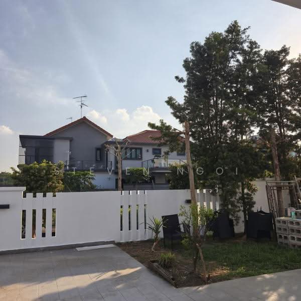 Cluster House for Rent in Taman Gaya (Ulu Tiram) - Steven Ngoi - Exterior - PropertyGuru.com.my