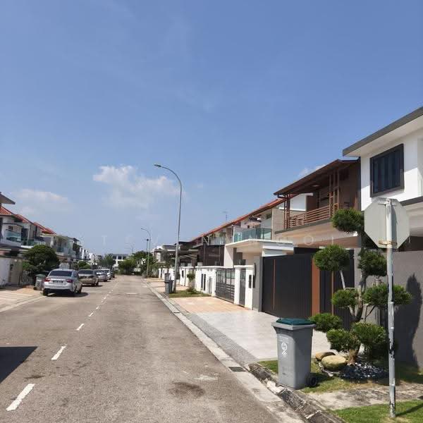 Cluster House for Rent in Taman Gaya (Ulu Tiram) - Steven Ngoi - Exterior - PropertyGuru.com.my