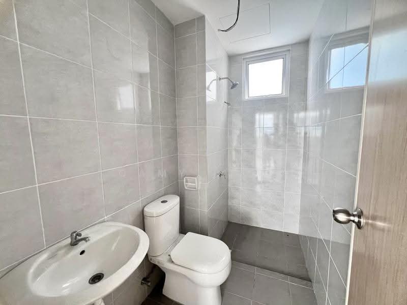Kondominium untuk Dijual di i-Santorini - Camy Teng - Bathroom - PropertyGuru.com.my