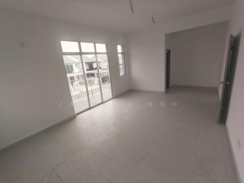 Link Bungalow for Sale in Pontian (Johor) - Jasmond Koh - Living Room - PropertyGuru.com.my