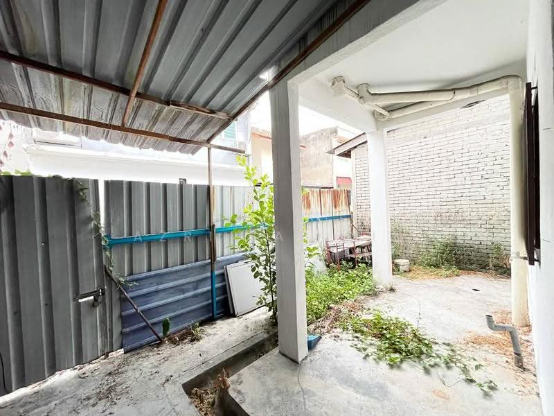 Rumah Teres untuk Dijual di Taman Banting Baru (Banting) - Azri Zabidin - Exterior - PropertyGuru.com.my