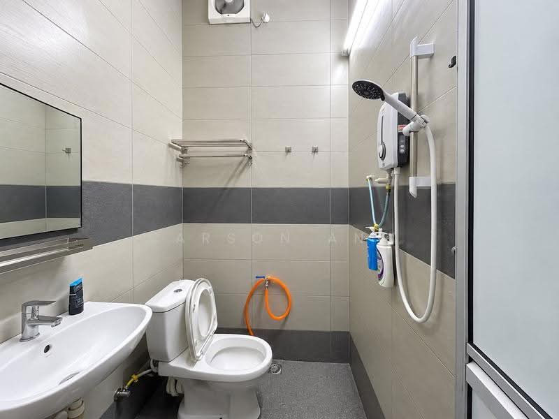Rumah Teres 2-Tingkat untuk Dijual di Taman Perkasa (Butterworth) - Carson Ang - Bathroom - PropertyGuru.com.my