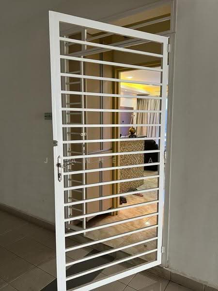 Kediaman Servis untuk Disewa di Livia Residence @ C180 - Joanne Yan - Entrance - PropertyGuru.com.my