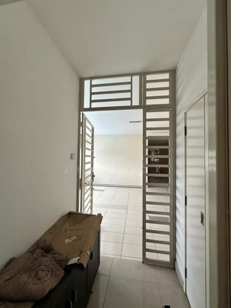 Apartment for Rent at Horizon Residence (Dwi Mutiara) - Jin Teok - Entrance - PropertyGuru.com.my