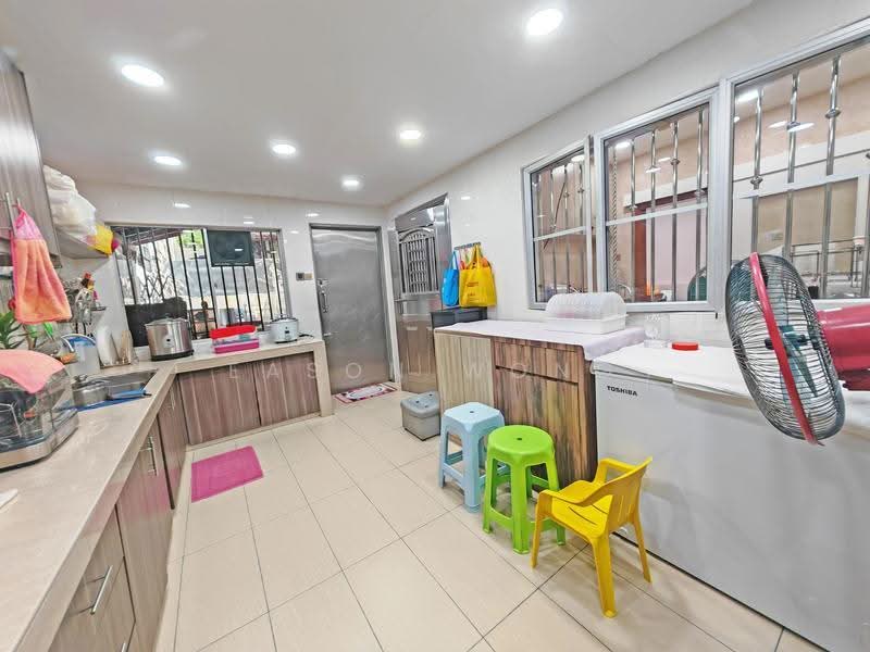 Semi-Detached House for Sale in Taman Makmur (Bandar Sungai Long) - Eason Wong - PropertyGuru.com.my