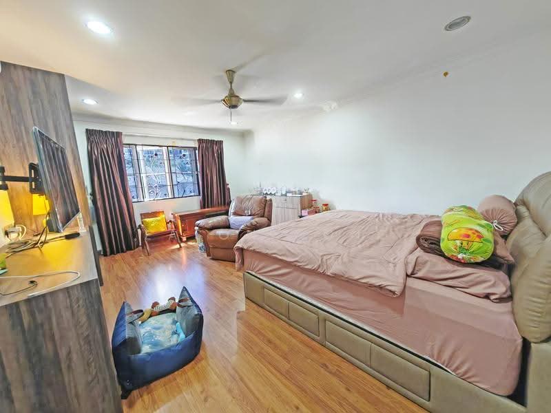 Semi-Detached House for Sale in Taman Makmur (Bandar Sungai Long) - Eason Wong - PropertyGuru.com.my