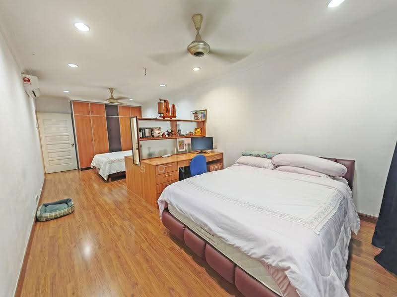 Semi-Detached House for Sale in Taman Makmur (Bandar Sungai Long) - Eason Wong - PropertyGuru.com.my