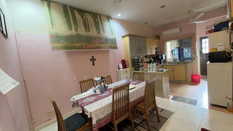 1-storey Terraced House for Sale in Bukit Indah (Iskandar Puteri (Nusajaya)) - Jesse Poon - Kitchen - PropertyGuru.com.my