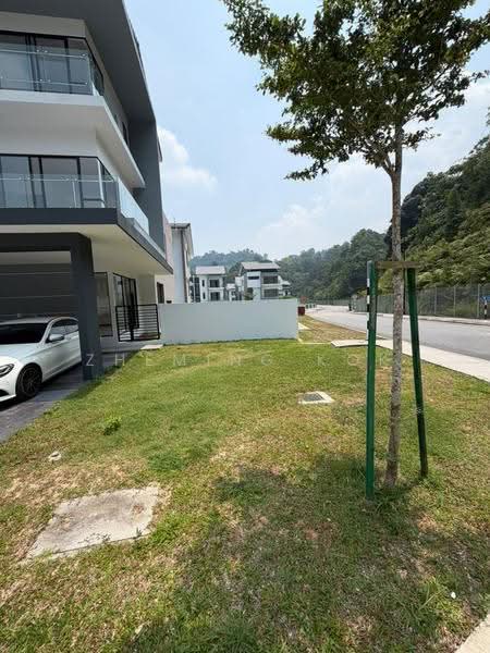 Bungalow House for Sale in Gombak (Selangor) - Zheming Kok - Exterior - PropertyGuru.com.my