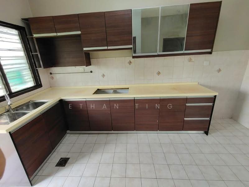 Rumah Teres 2-Tingkat untuk Dijual di Alam Nusantara (Setia Alam) - Ethan Ting - Kitchen - PropertyGuru.com.my