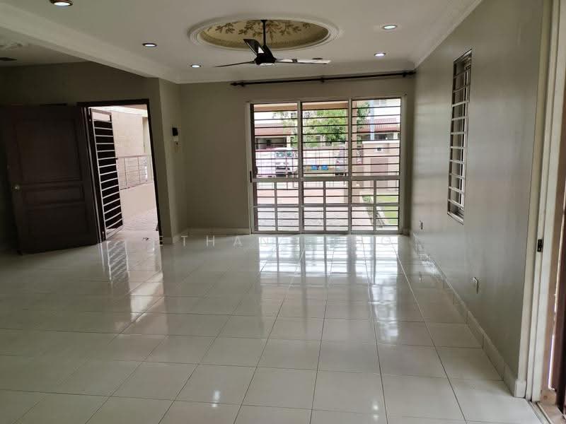 Rumah Teres 2-Tingkat untuk Dijual di Alam Nusantara (Setia Alam) - Ethan Ting - Living Room - PropertyGuru.com.my