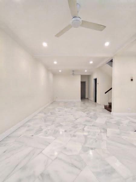 2-storey Terraced House for Rent in Bandar Baru Sri Petaling (Sri Petaling) - Flora T - Living Room - PropertyGuru.com.my