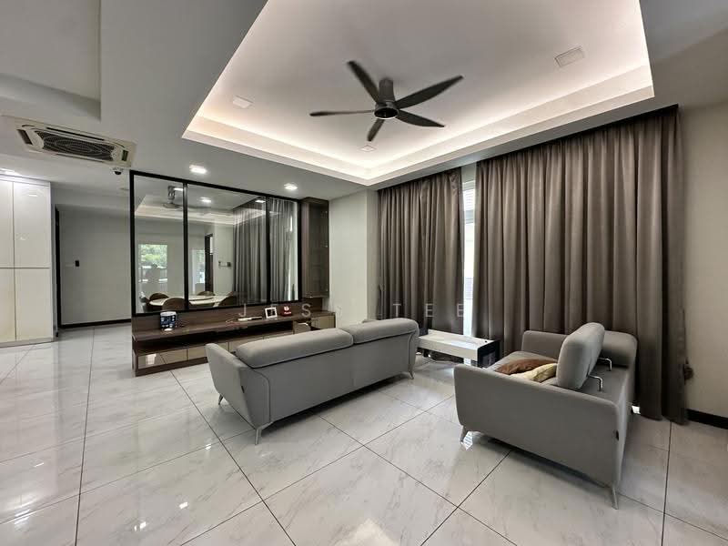 Link Bungalow for Sale in Setia Alam (Selangor) - Jess Tee - Living Room - PropertyGuru.com.my