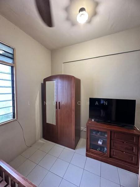 Apartment for Sale at Desa Bukit Dumbar - Lynda Chan - Bedroom - PropertyGuru.com.my