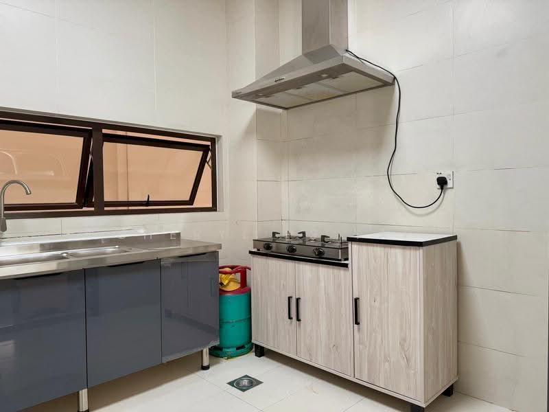 3-storey Terraced House for Rent in Cyberjaya (Selangor) - Cheryl PS Yap - Kitchen - PropertyGuru.com.my