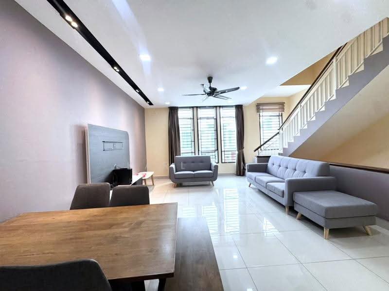 2.5-storey Terraced House for Sale in Bandar Seri Alam (Masai) - Karl Lim - Living Room - PropertyGuru.com.my