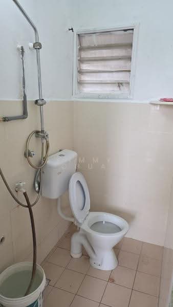 Townhouse for Rent in Taman Sri Sentosa (Jalan Klang Lama (Old Klang Road)) - Kimmy Chua - Bathroom - PropertyGuru.com.my