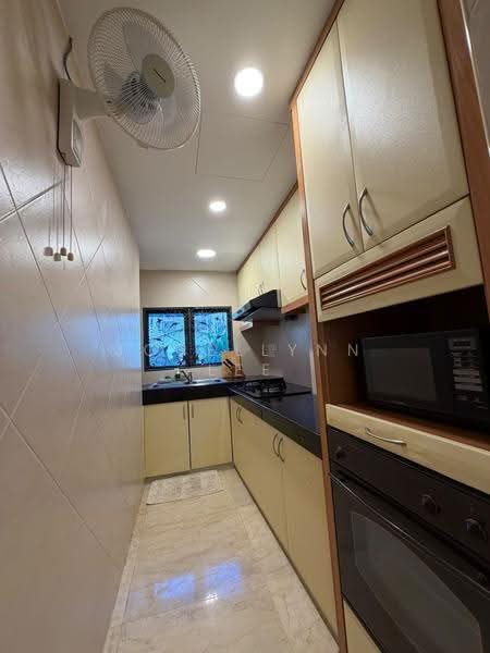 Rumah Teres 3-Tingkat untuk Disewa di Cangkat Ria (Tanjung Bungah) - Jocellynn Lee - PropertyGuru.com.my