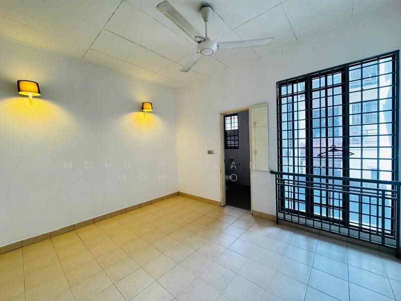 Rumah Teres 2-Tingkat untuk Dijual di Bukit Jelutong (Shah Alam) - Mohd Hazlan bin Mohd Sopi - PropertyGuru.com.my