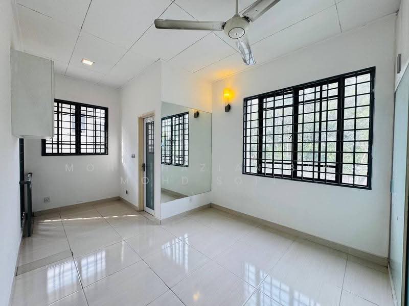 Rumah Teres 2-Tingkat untuk Dijual di Bukit Jelutong (Shah Alam) - Mohd Hazlan bin Mohd Sopi - PropertyGuru.com.my