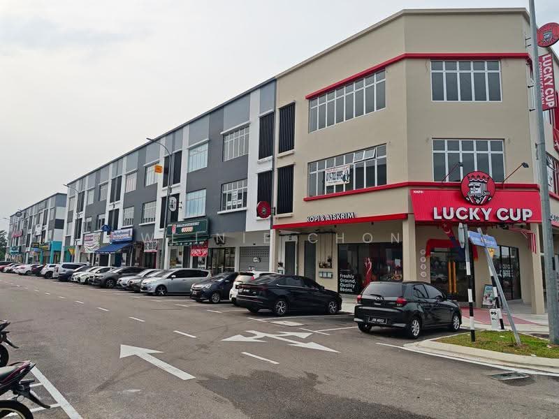 Shop for Sale in Bandar Indahpura (Kulai) - Weinie Chon - Exterior - PropertyGuru.com.my