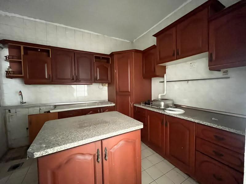 2.5-storey Terraced House for Sale in Bandar Country Homes (Rawang) - Tom Yip - Kitchen - PropertyGuru.com.my