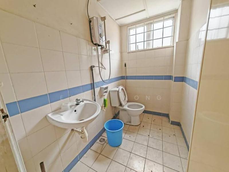 Rumah Bandar untuk Dijual di Taman Sungai Besi Indah (Seri Kembangan) - Eason Wong - PropertyGuru.com.my