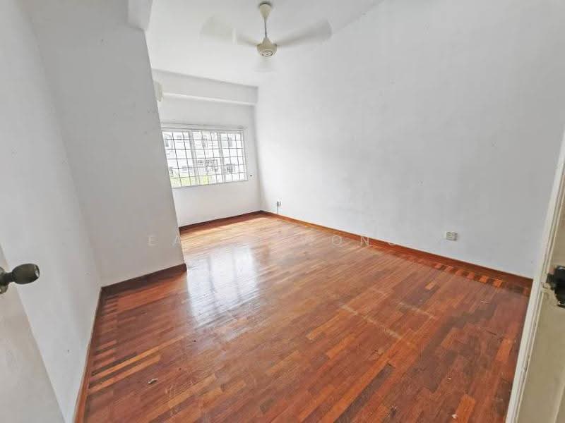 Rumah Bandar untuk Dijual di Taman Sungai Besi Indah (Seri Kembangan) - Eason Wong - PropertyGuru.com.my