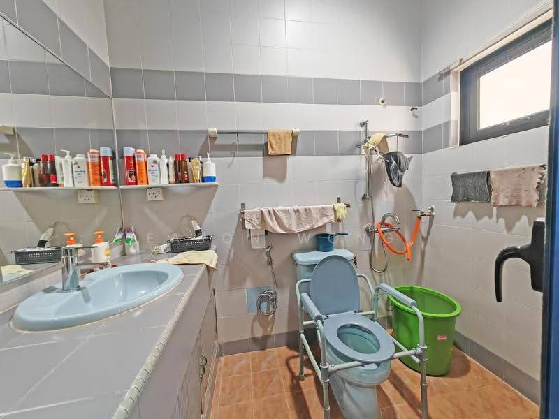 Bungalow House untuk Dijual di Bandar Tun Hussein Onn (Cheras) - Eason Wong - PropertyGuru.com.my