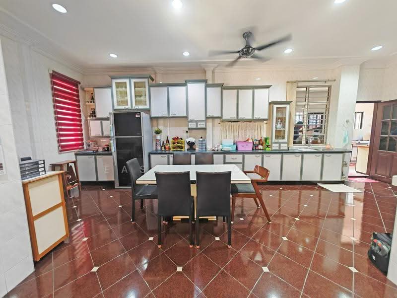 Bungalow House untuk Dijual di Bandar Tun Hussein Onn (Cheras) - Eason Wong - PropertyGuru.com.my