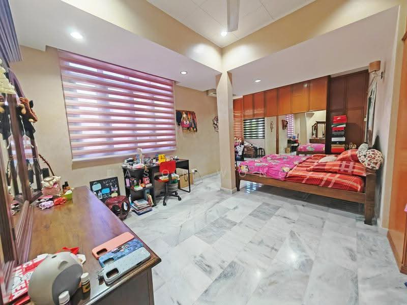 Bungalow House untuk Dijual di Bandar Tun Hussein Onn (Cheras) - Eason Wong - PropertyGuru.com.my