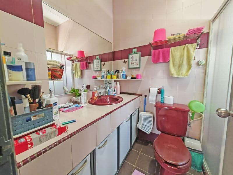 Bungalow House untuk Dijual di Bandar Tun Hussein Onn (Cheras) - Eason Wong - PropertyGuru.com.my