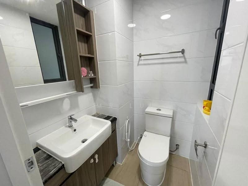 Service Residence for Sale at Country Garden Central Park - Mr Lu - Bathroom - PropertyGuru.com.my